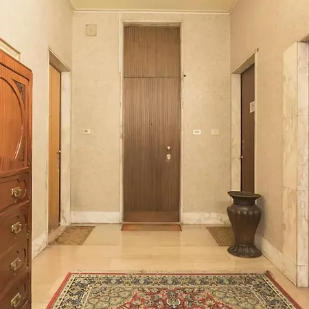 Classbnb - 400 Meters From Duomo Апартаменты *