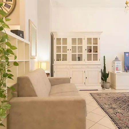 Classbnb - Two 400 Meters From The Duomo Milan