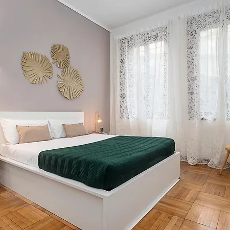 Apartment Classbnb - Two 400 Meters From The Duomo