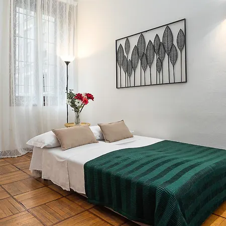 Apartment Classbnb - Two 400 Meters From The Duomo *